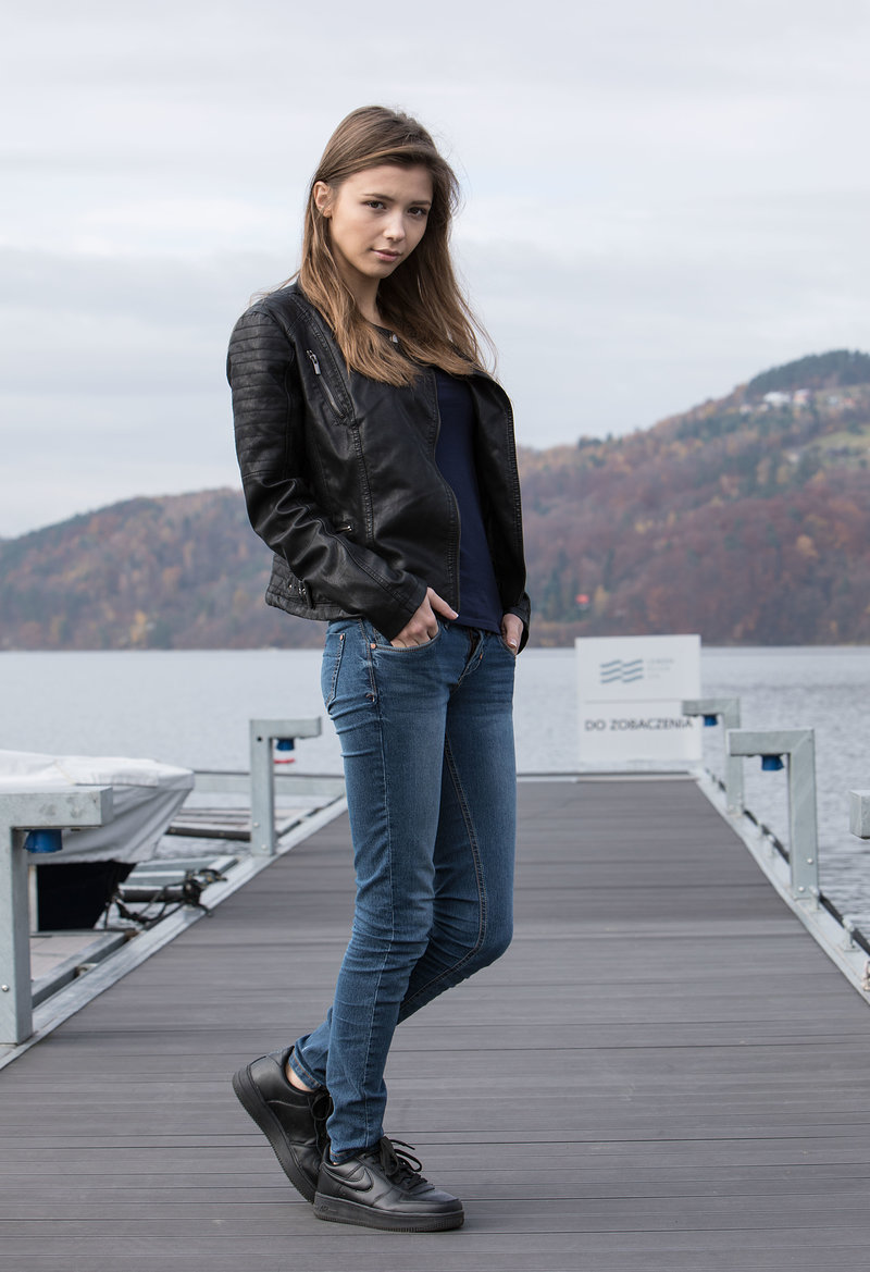 Елена, 24